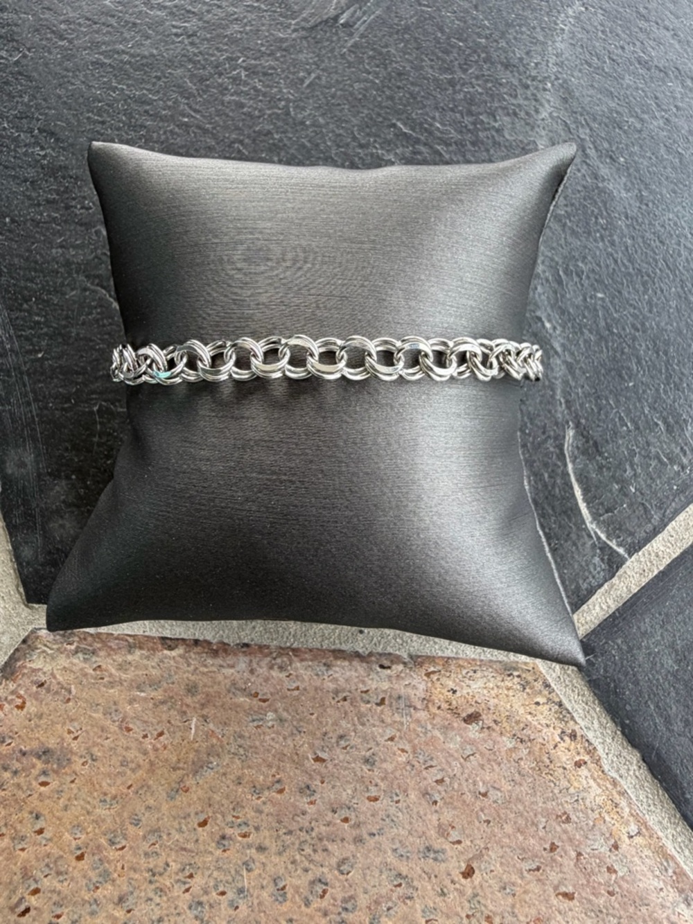 14kt White Gold Charm Link Bracelet 7” long
